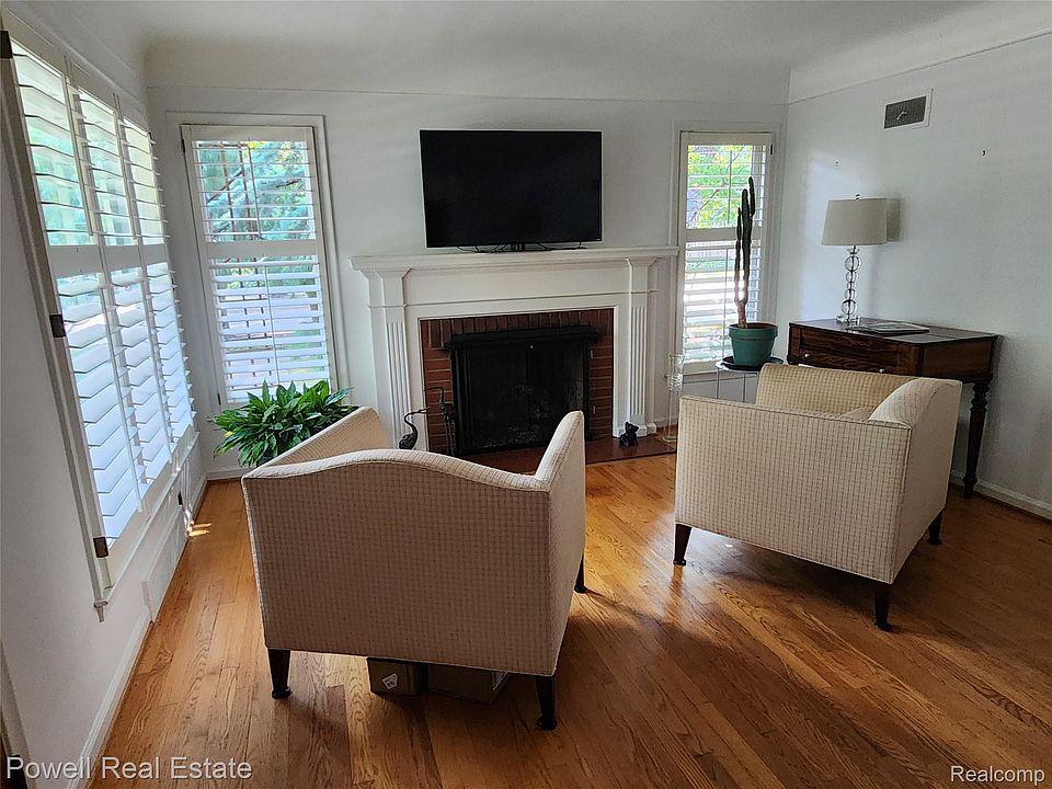 1431 Marywood Dr, photo 4