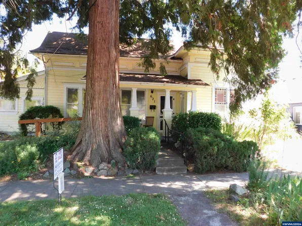 621 NW 14th St, Corvallis, OR 97330