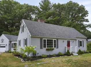 10 Sycamore St, Chelmsford, MA 01824