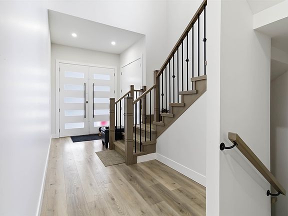4th image of 31705 Upland Cres
