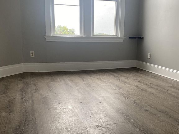 4th image of 338 Center Ave #3
