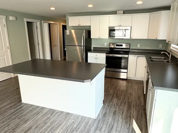 1484 Rozilla Ct NE, Keizer, OR 97303