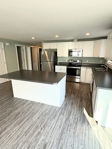 1484 Rozilla Ct NE Photo 1