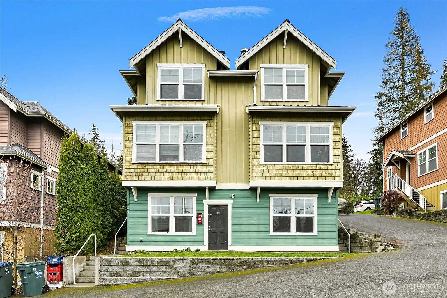 224 Ashley Avenue photo 1