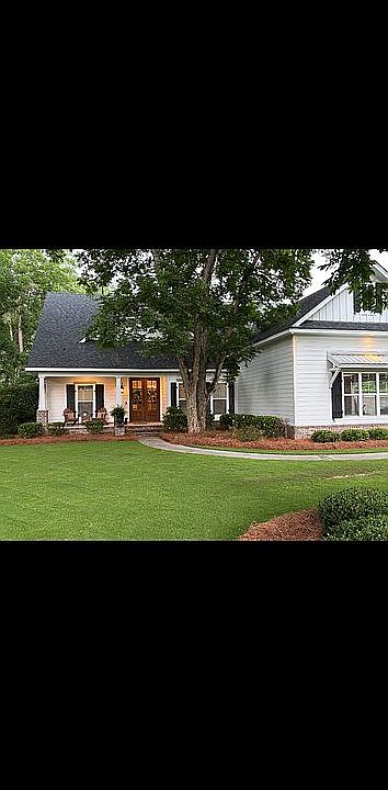 1st image of 203 Hubener Dr
