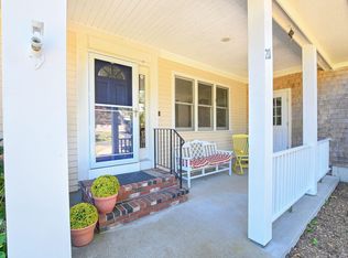 211 James Circle, Mashpee, MA 02649