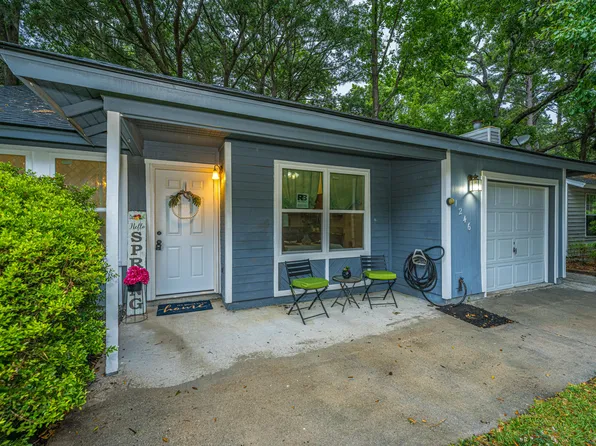 1246 Maryland Dr, Ladson, SC 29456