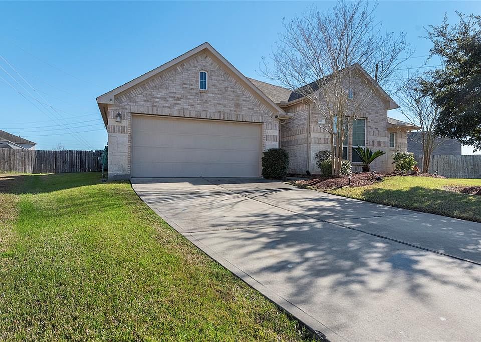 1st image of 17903 Hyde Cove Ct