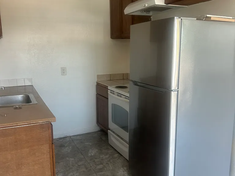 254 Pamela Ave #5 — Photo 4