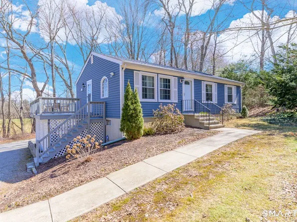 17 Charles Street, Essex, CT 06409