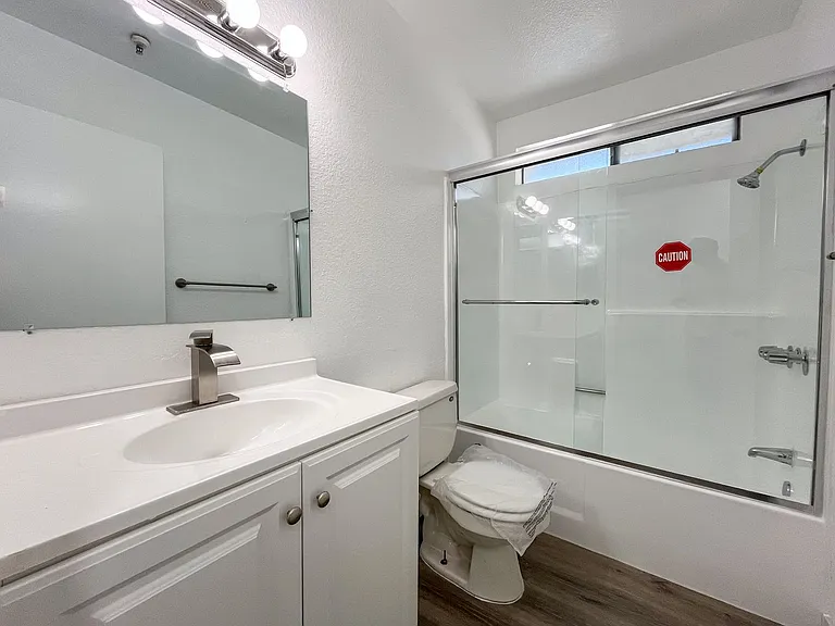 12020 Grevillea Ave — Photo 33
