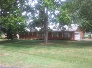 1058 Valetta Dr, Temperance, MI 48182