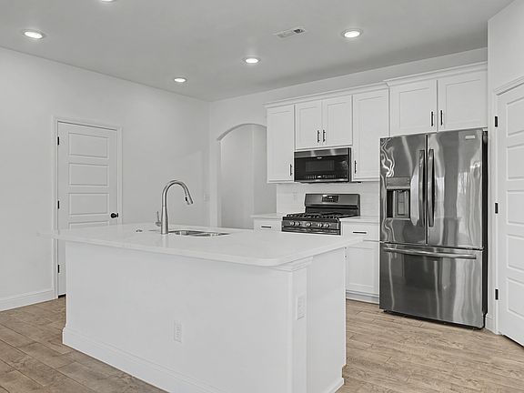 3rd image of 5377 Clear Springs Ave