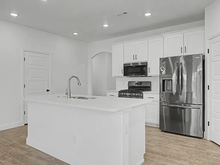 5377 Clear Springs Ave — Photo 3