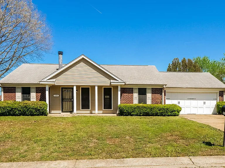 10326 Curtis Dr — Photo 1