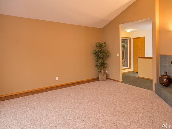 5th image of 26356 Simon Pl NE