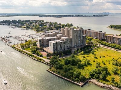 61 Broad Reach UNIT T82B, Weymouth, MA, 02191