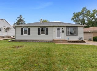8922 W Cleveland Ave, West Allis, WI 53227