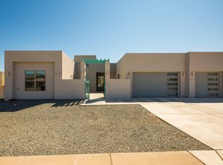 8009 Victoria Dr NW, Albuquerque, NM 87120