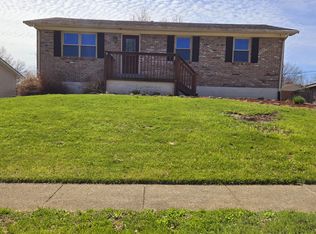 3191 Beaver Creek Dr, Lexington, KY 40517