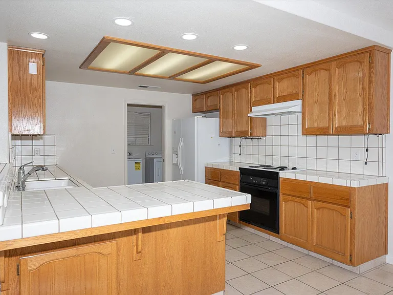 43106 Revis Cir E — Photo 12