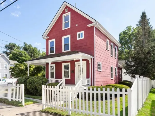 92 Alexander St, Framingham, MA 01702