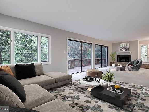 2nd image of 3908 Sablewood Ct