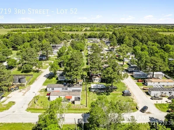 2719 3rd St, Huffman, TX