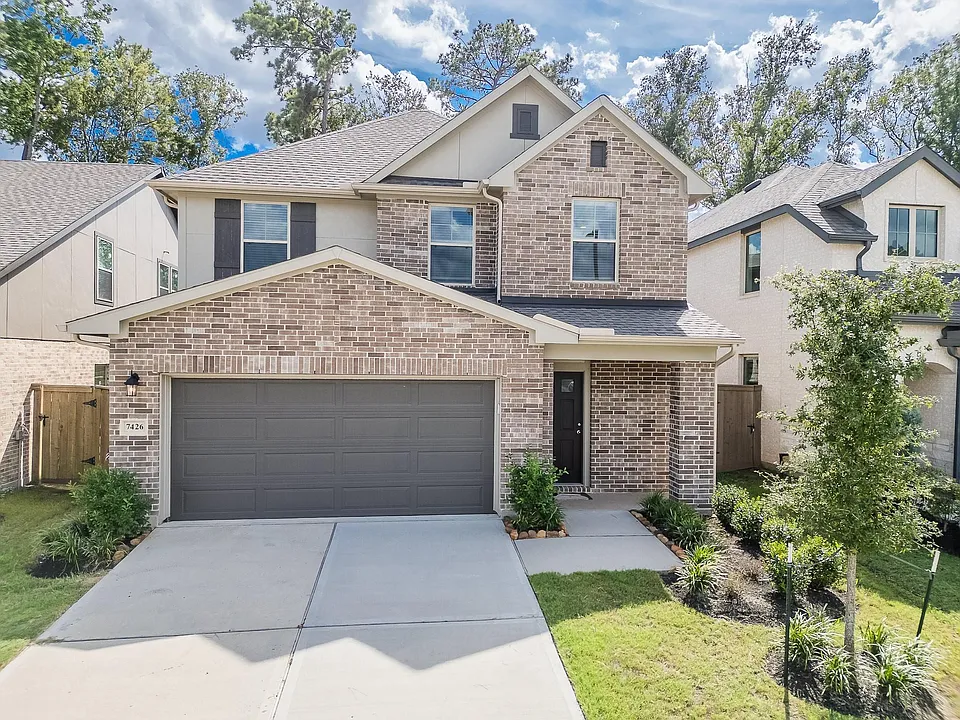 7426 Cattail Falls Ln