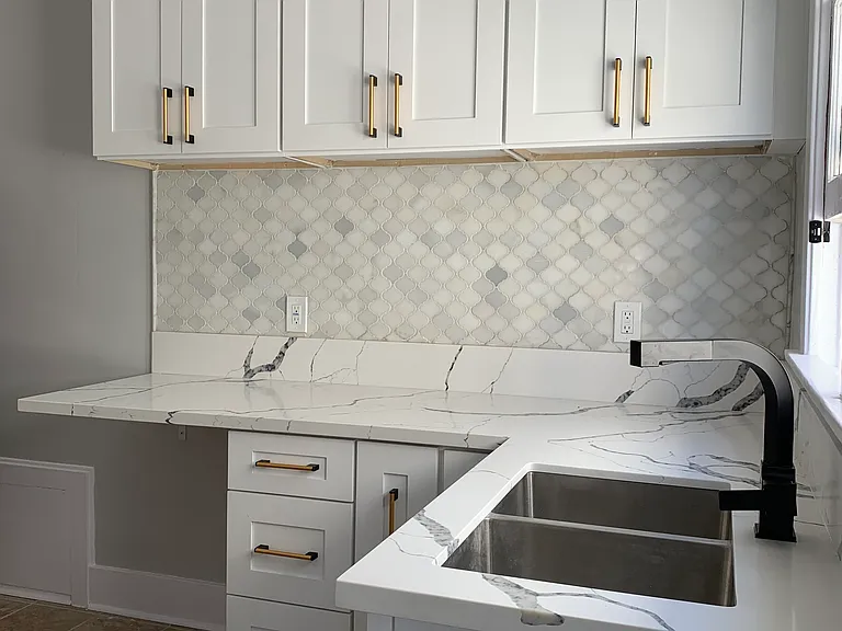 55 Roswell Ave #9 — Photo 1