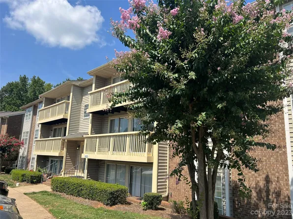 1600 Arlyn Cir APT L, Charlotte, NC 28213
