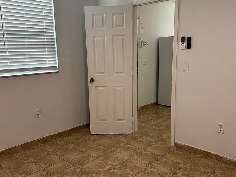 851 NW 20th Ave — Photo 13