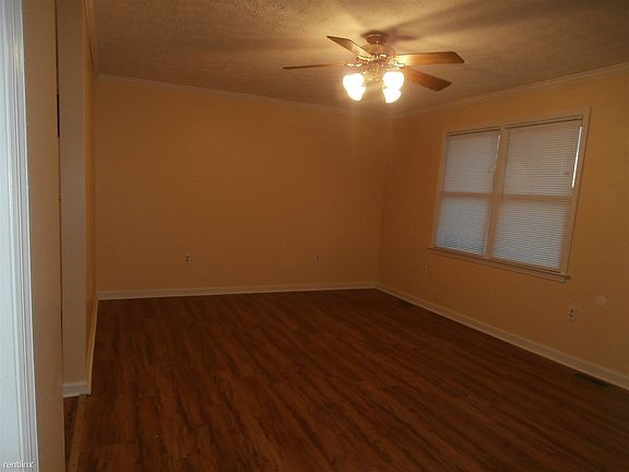 1024 Scarlett - Living Room 2