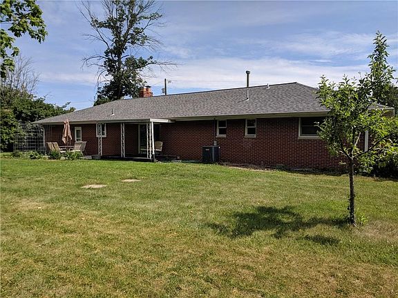 3rd image of 55 Green Valley Dr