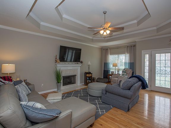 5th image of 8872 Faith Hill Ln