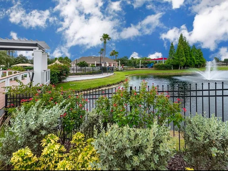 10983 Winter Crest Dr — Photo 27
