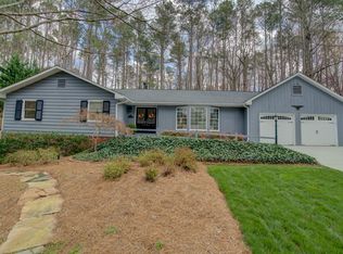 1125 Wordsworth Dr, Roswell, GA 30075