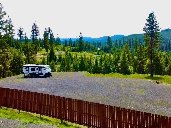 200 Overlook Dr, Saint Maries, ID 83861