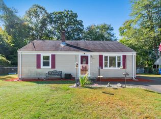 280 Woodycrest Dr, East Hartford, CT 06118