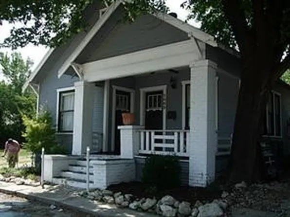 1463 W Myrtle St, Fort Worth, TX 76104