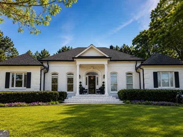 2049 Burgundy Dr, Braselton, GA 30517