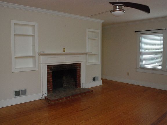 Living room2