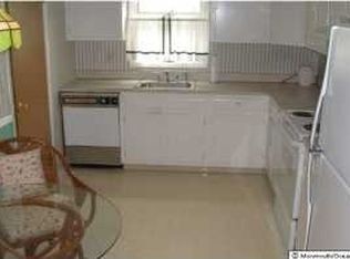 24 Langley Rd, Toms River, NJ 08757