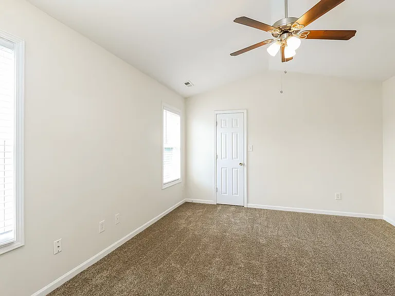 13515 Stones Landing St — Photo 12