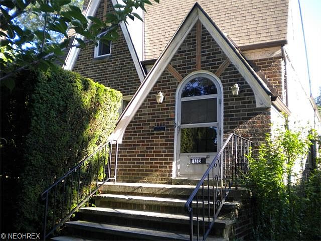 1st image of 17313 Fernshaw Ave