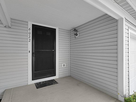 3rd image of 6022 Woodsboro Dr