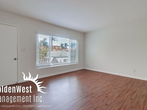 5th image of 845 Felspar St