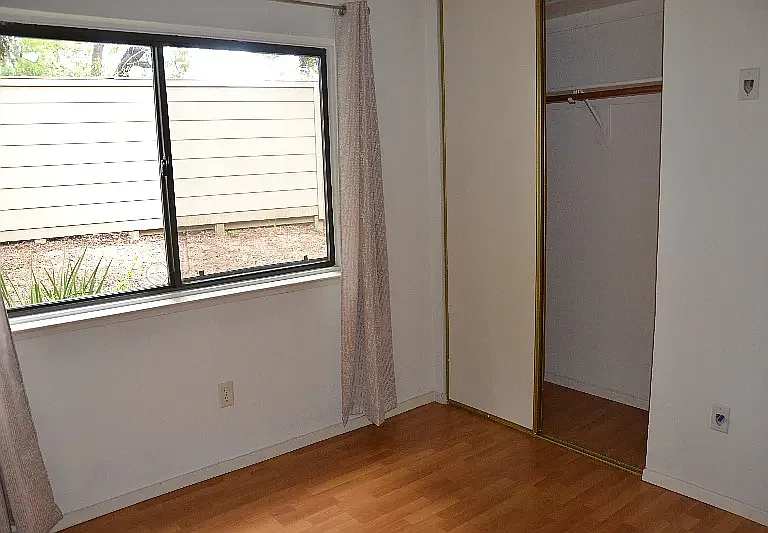 1420 Foothill Meadows Ct — Photo 12