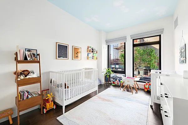 Sold by Compass | media 18