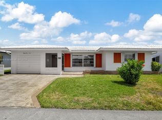 8305 NW 59th Pl, Tamarac, FL 33321